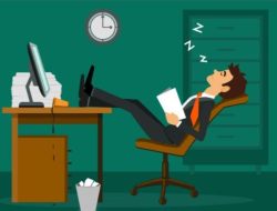 Strategi Ampuh Agar Tidak Malas Saat Memulai Hari Kerja:Bangkitkan Semangat Dan Produktivitas!!