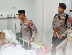 Kapolda Jabar Beri Santunan Dan Jenguk Korban Selamat Tambang Longsor Di Cirebon