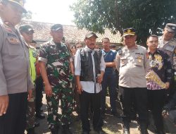 Aksi Damai Warga Desa Sukaraharja Cibeber Berujung Mundurnya Kepala Desa